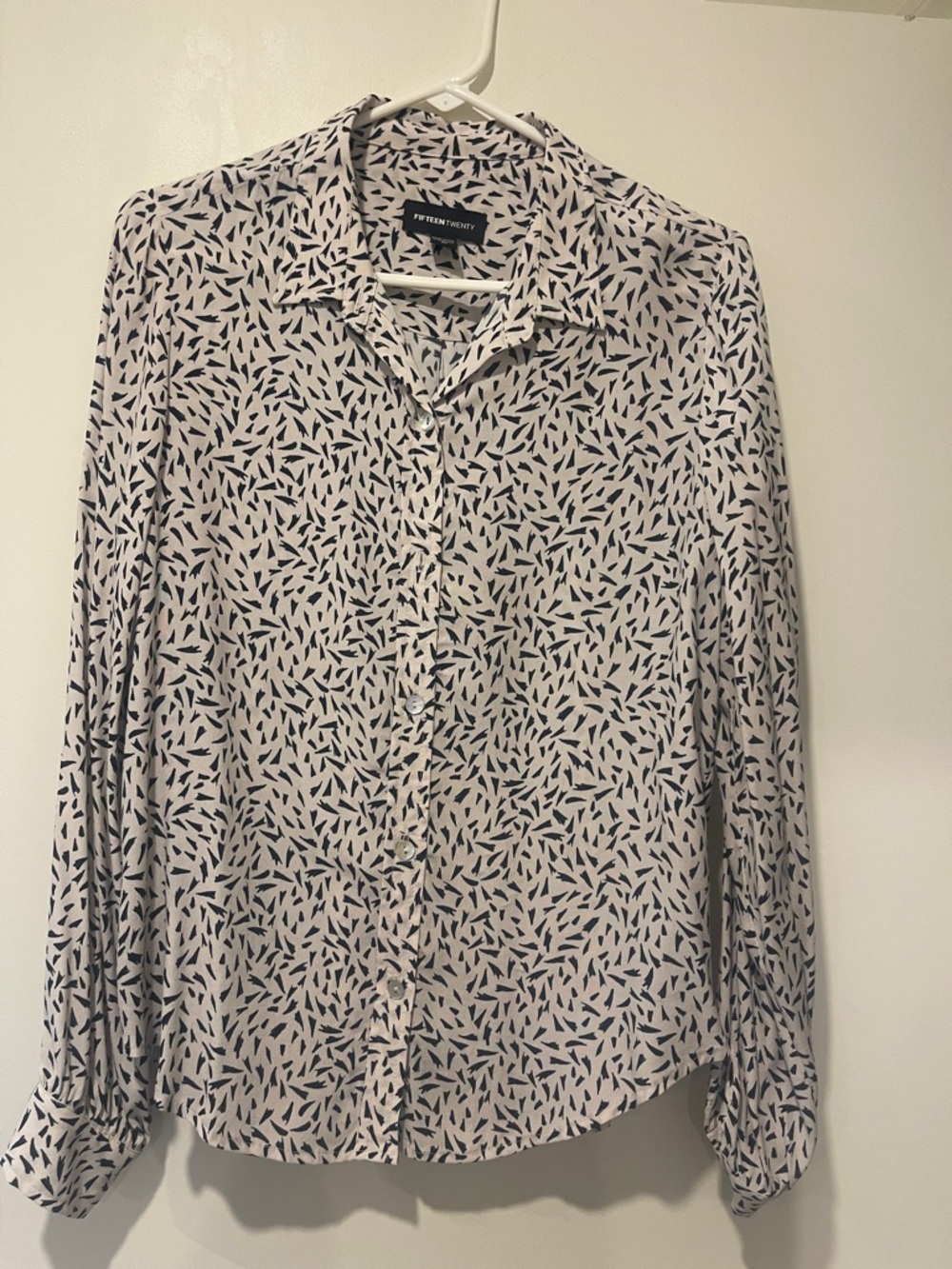 Fifteen Twenty White Button-Up Shirt with Navy Leaf Print - French & Frency